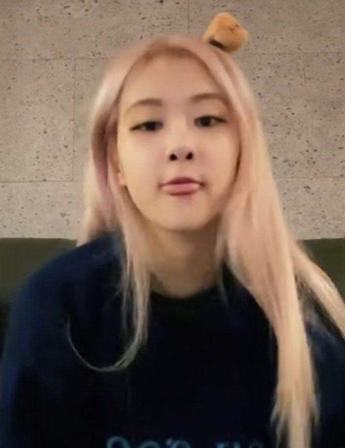 mah baby </3
WE LOVE YOU ROSÉ