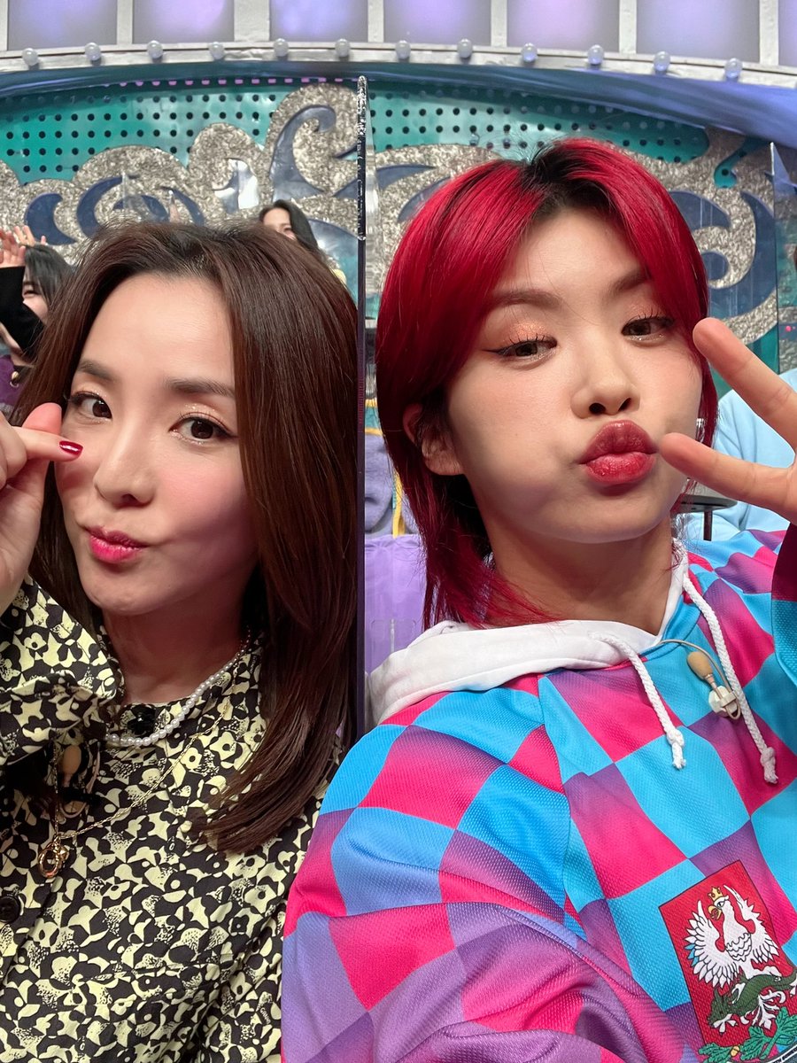 krungy21's tweet photo. 복면가왕에서~ 유죄인간 이라고 불리는 아이키씨와 함께🤣🤣🤣 모두가 다 좋다고 하니… 나는 안좋은척 해볼라캤지만 실풰 ㅋㅋㅋ https://t.co/YlNcFzSZrD