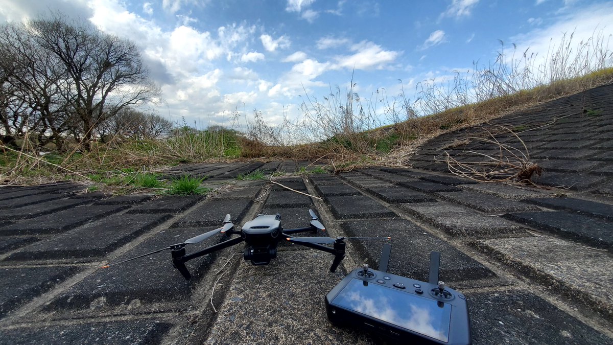 Be_U_INC's tweet photo. 春はすぐそこ。

#djimavic3 
#droneshooting https://t.co/DcfElMEWri