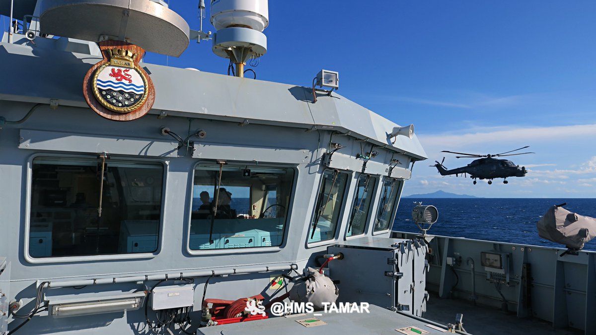 hms_tamar's tweet photo. #BersamaSheild2022 Day 7. HMS TAMAR has continued to work in close quarters with @kdselangor #RSSValour as we enter the live firing and free play period of the exercise. #FPDA #TeamTAMAR π¦βοΈπ¬π§ https://t.co/hJVVbpUmbs