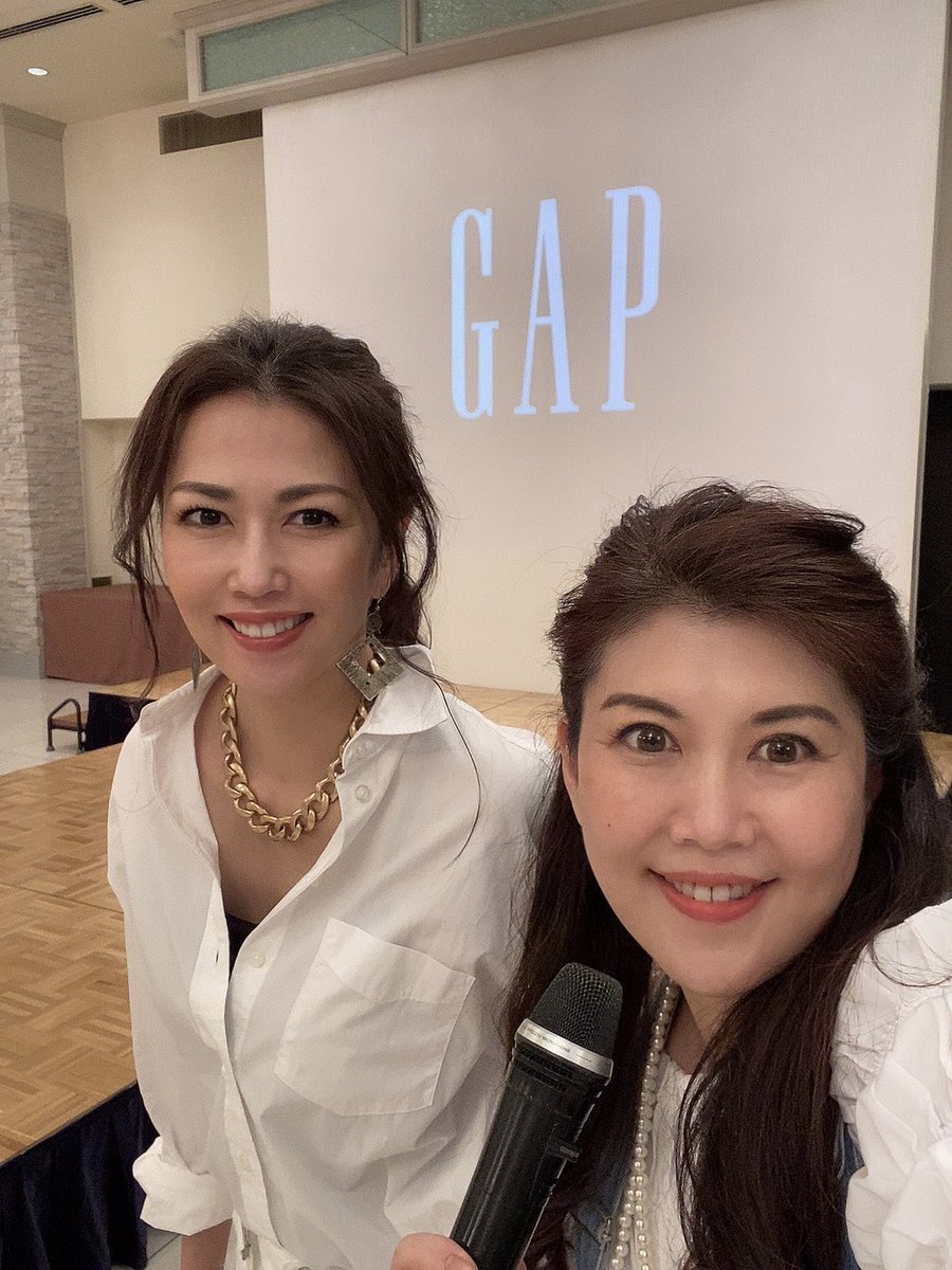 WakamiyaYuki's tweet photo. 一昨日リハ&昨日から始まった
#gapcollection 私はMCをさせて頂いていますが、
いよいよラストステージ!
17時〜!ご覧下さい!
👇
https://t.co/TsWMbVKxkL…
#gap #runway #ランウェイ #mc https://t.co/Gh4T3oPU7C