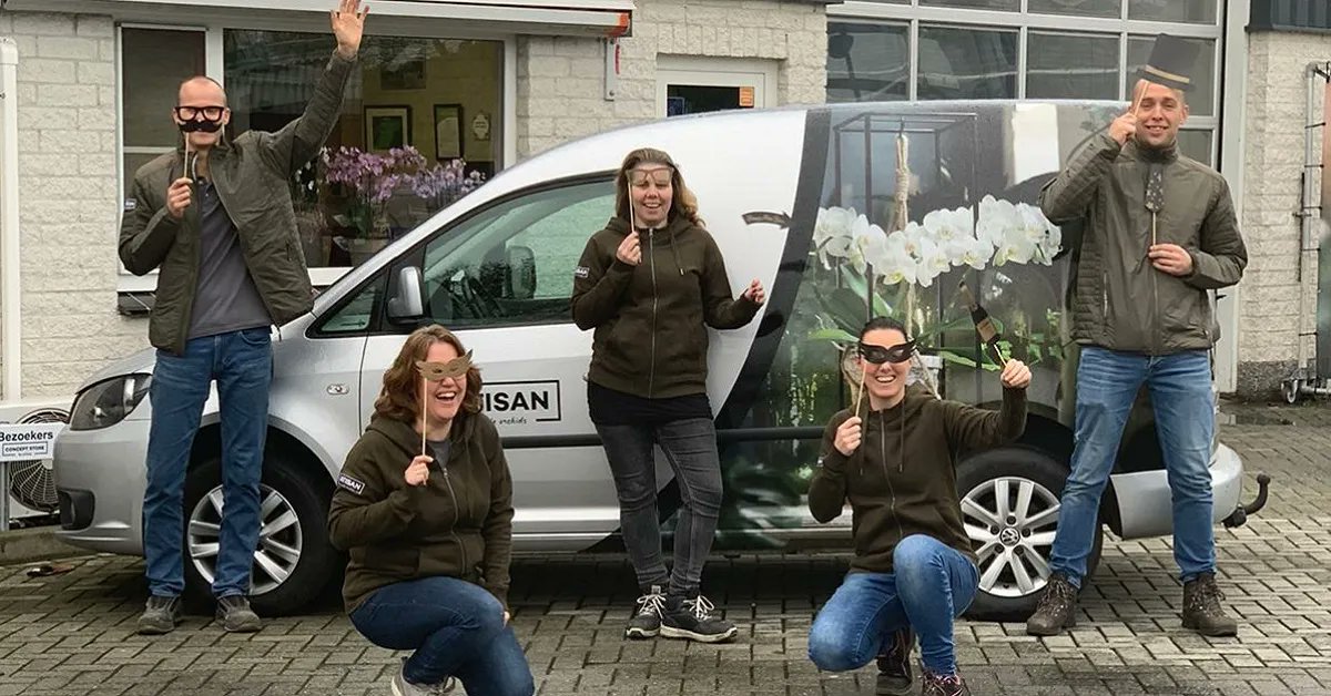 De komende drie weken kijken wij naar het nieuws van Artisan het afgelopen jaar. 

Op Floranews stond er een leuk stuk over onze projectgroep:  "Artisan Orchids vraagt medewerkers om hulp bij procesverbetering." 
Lees hier het hele artikel: buff.ly/2VziJJn