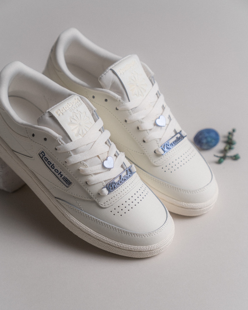 OVERKILL on Twitter: "The latest Club C 85 from Reebok comes with a chalk-white made of leather and additional lace jewels. ⁠ Shop Link &gt;&gt; https://t.co/pIMyMSonsq #reebok #clubc85 #overkillwomen https://t.co/MoTrglUQ6p" /