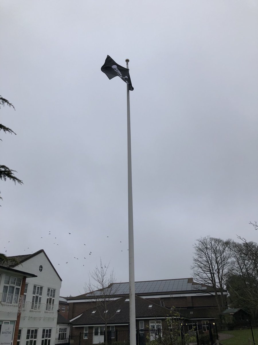 The Jolly Roger is up, which can only mean one thing…
#lastdayofschool #lastdayofterm #endofterm #schoolsout #easterholidays #schoolholidays