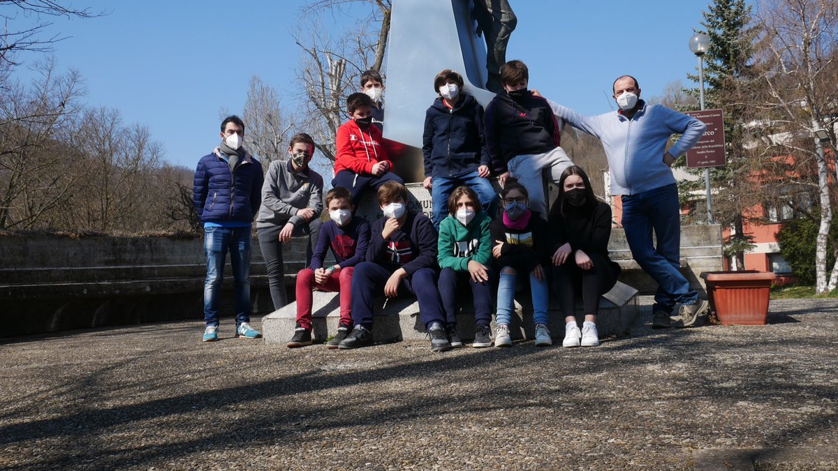 Italianstarteam's tweet photo. #ItalianStarTeam, il nostro gruppo al completo!!!
#Asocmedie #ASOC2122 @Ic_Viguzzolo https://t.co/auR4dYd1co