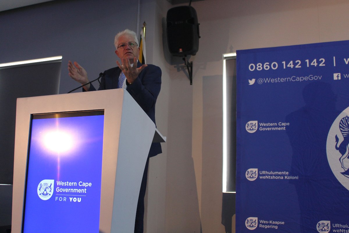 alanwinde's tweet photo. It was my great pleasure today to celebrate and thank those officials within the Department of the Premier #DoTP who have served in the @WesternCapeGov from 10 to 40 years! Thank you for being the face of this province and ensuring service delivery excellence. https://t.co/RDN0XoXvDk