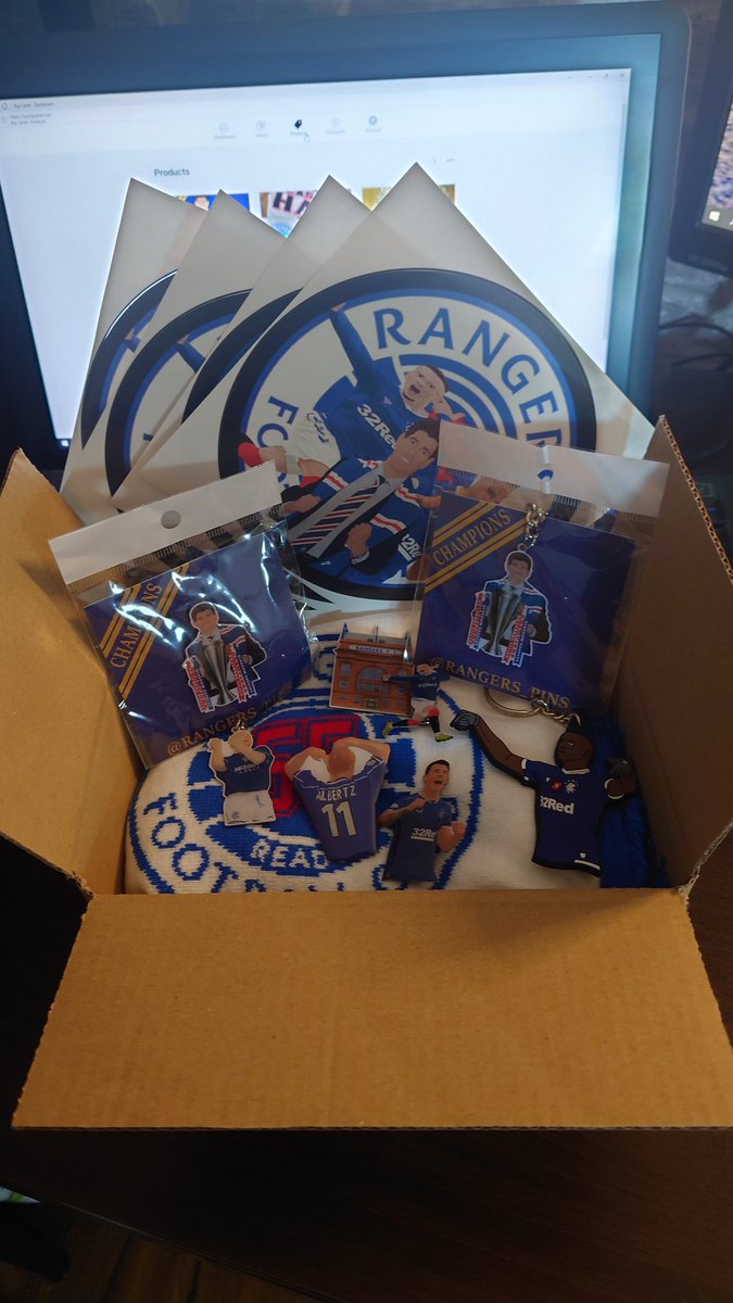RT for chance to win a Champions Box!
 Contains the following:
1x Champions 55 Scarf
1x Alfredo Keyring
1x Albertz Pin
1x Ryan Kent Pin
1x Gazza Keyring
1x Ibrox Pin 
1x Ryan Jack Pin
1x Gerrard Pin 
1x Gerrard Keyring
4x Big Stickers 
rangerspins.bigcartel.com/product/champi…