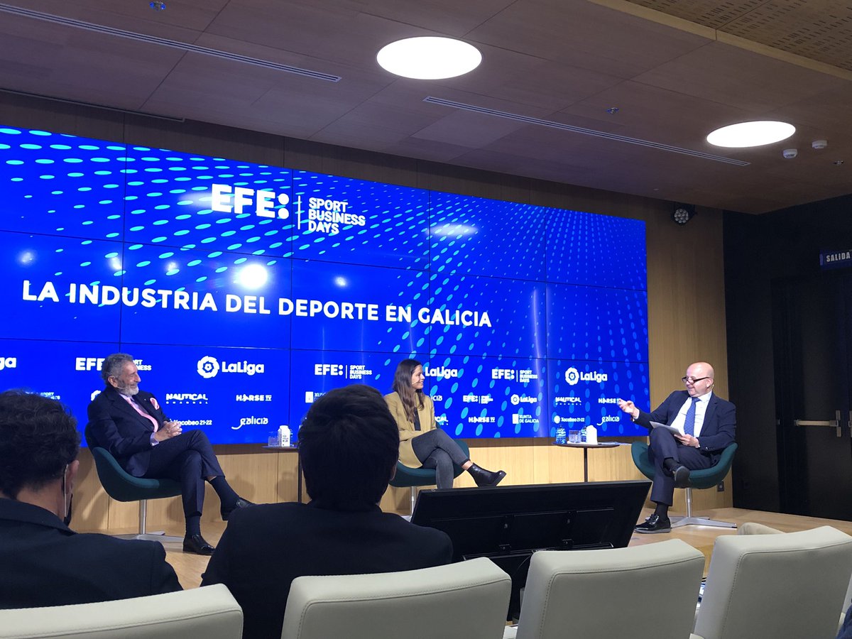 pereira_santi's tweet image. Galicia tiene 1,4 mill deportistas federados, el deporte aporta el 2,4% PIB gallego y hay 5500 clubs deportivos.

Aún así el @Cluster_deporte con @sofiatoropp lo está potenciando para el desarrollo económico y personal de #Galicia

IV Foro #EFESportBusinessDays de @BestOptionMed