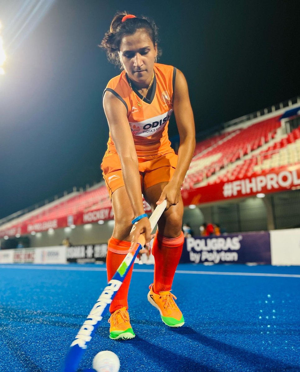 imranirampal's tweet photo. IT WAS A LONG TIME. IT FEELS GOOD TO BE BACK HERE🧡🏑🇮🇳

#bharatkisherniya #RR28 #happyplace #returntoplay #keepmovingforward #smallthingsmakesadifference #nevergiveup #lifeofaplayer https://t.co/9xcLcdQK53