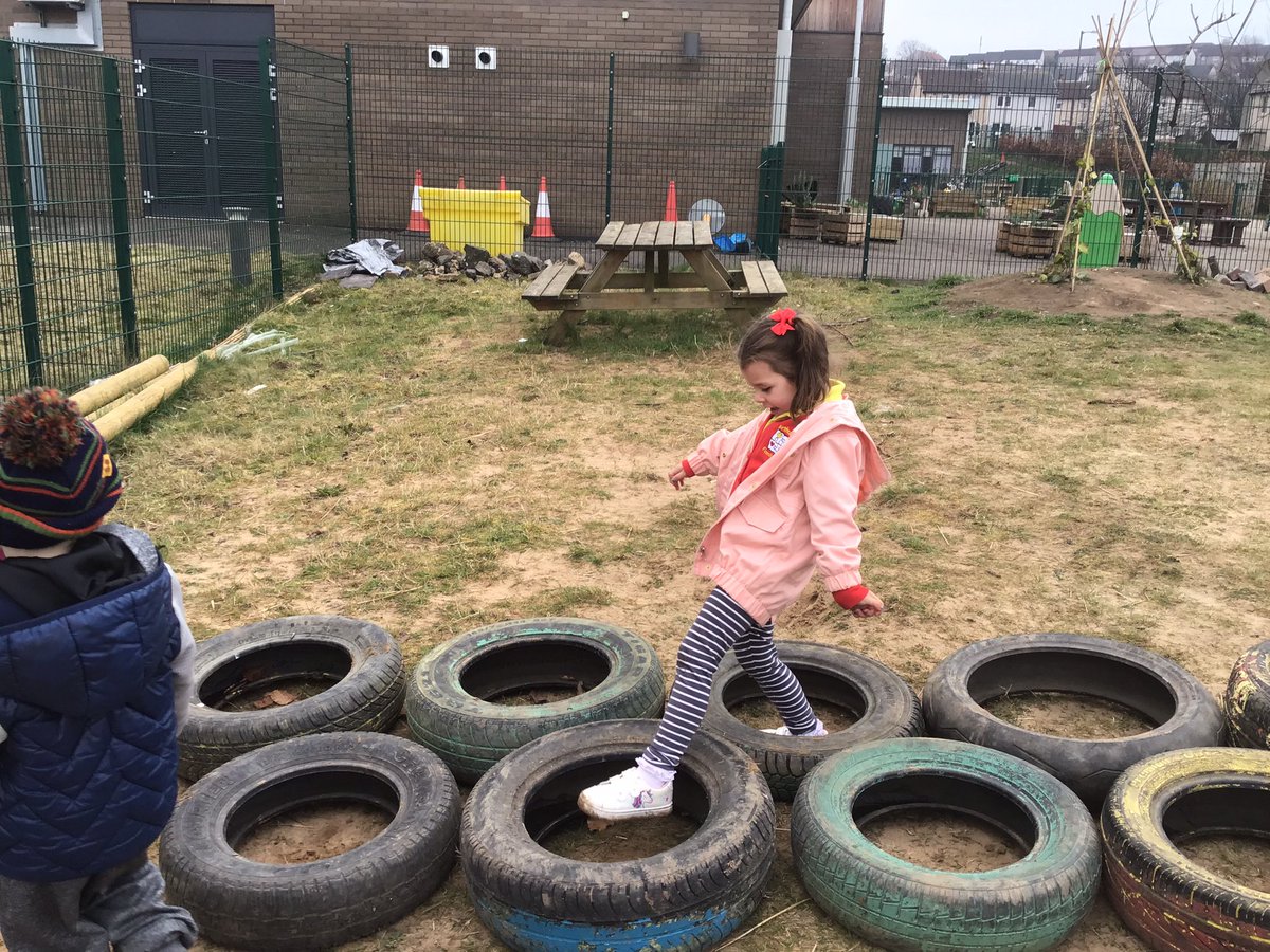 Arthurlie Family Centre tweet media