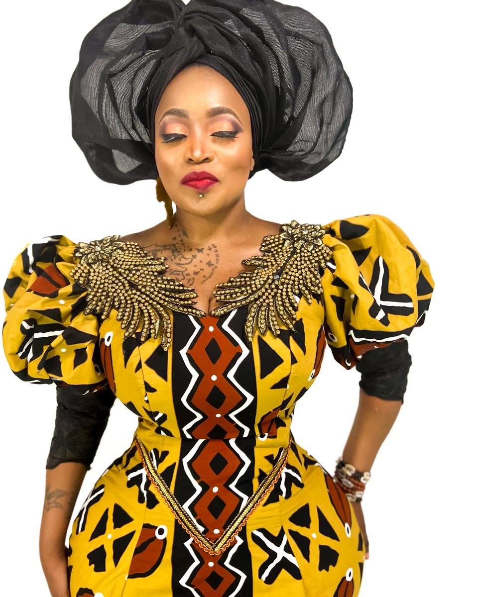 TheeLionQueen's tweet photo. Proud Botswana BushGirl π€ππ§πΌ
#lorrainelionheart #lionheart #botswana #Commonwealth #commonwealthsong #Queensplatinumjubilee #commonwealthresounds https://t.co/mJct0MZhji