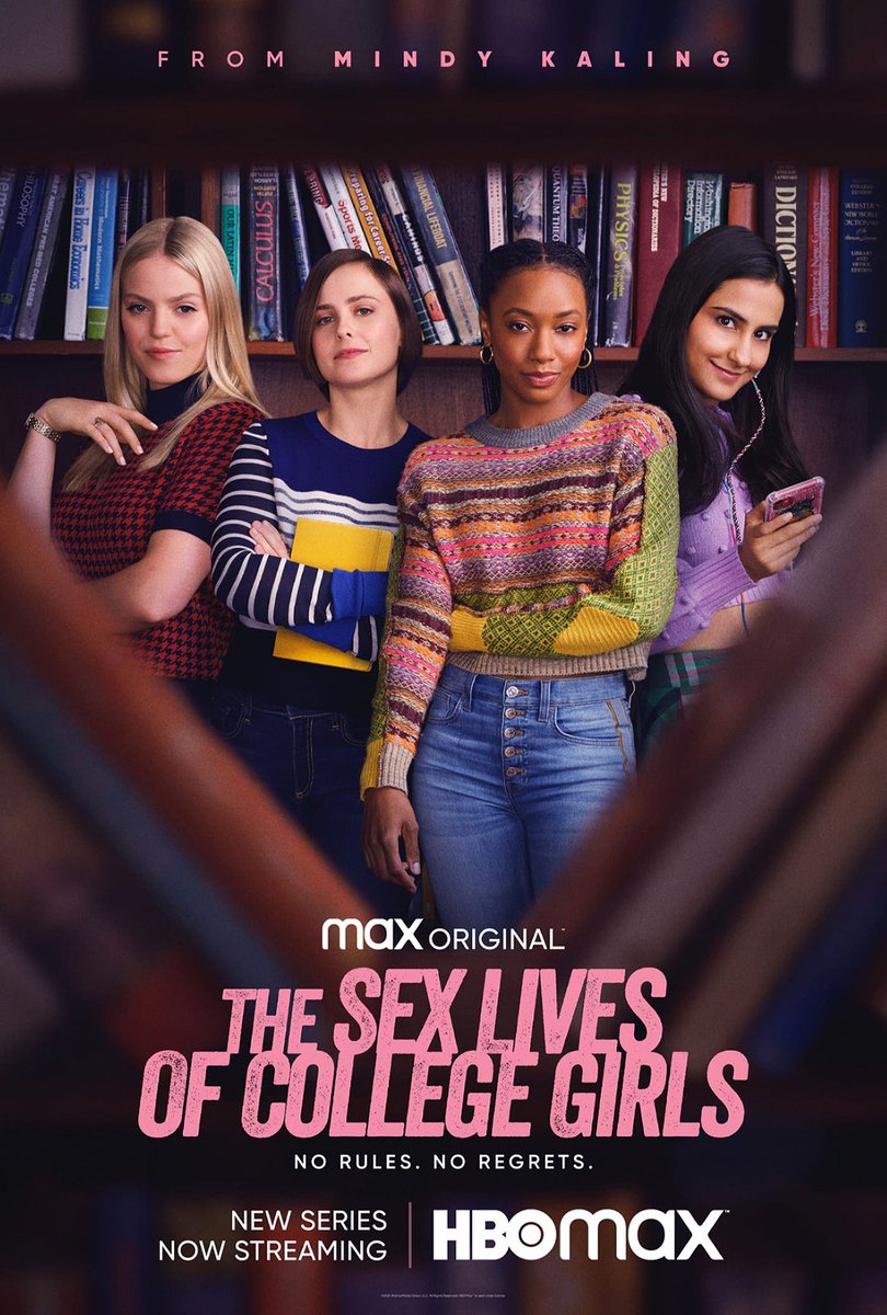#TheSexLivesOfCollegeGirls 

El actor Gavin Leatherwood abanona la serie y no regresa para la segunda temporada. 

“Fue una experiencia increíble. Creo que Mindy es brillante y el elenco, todos son encantadores queremos seguir extendiendo nuestras alas a otros proyectos".
