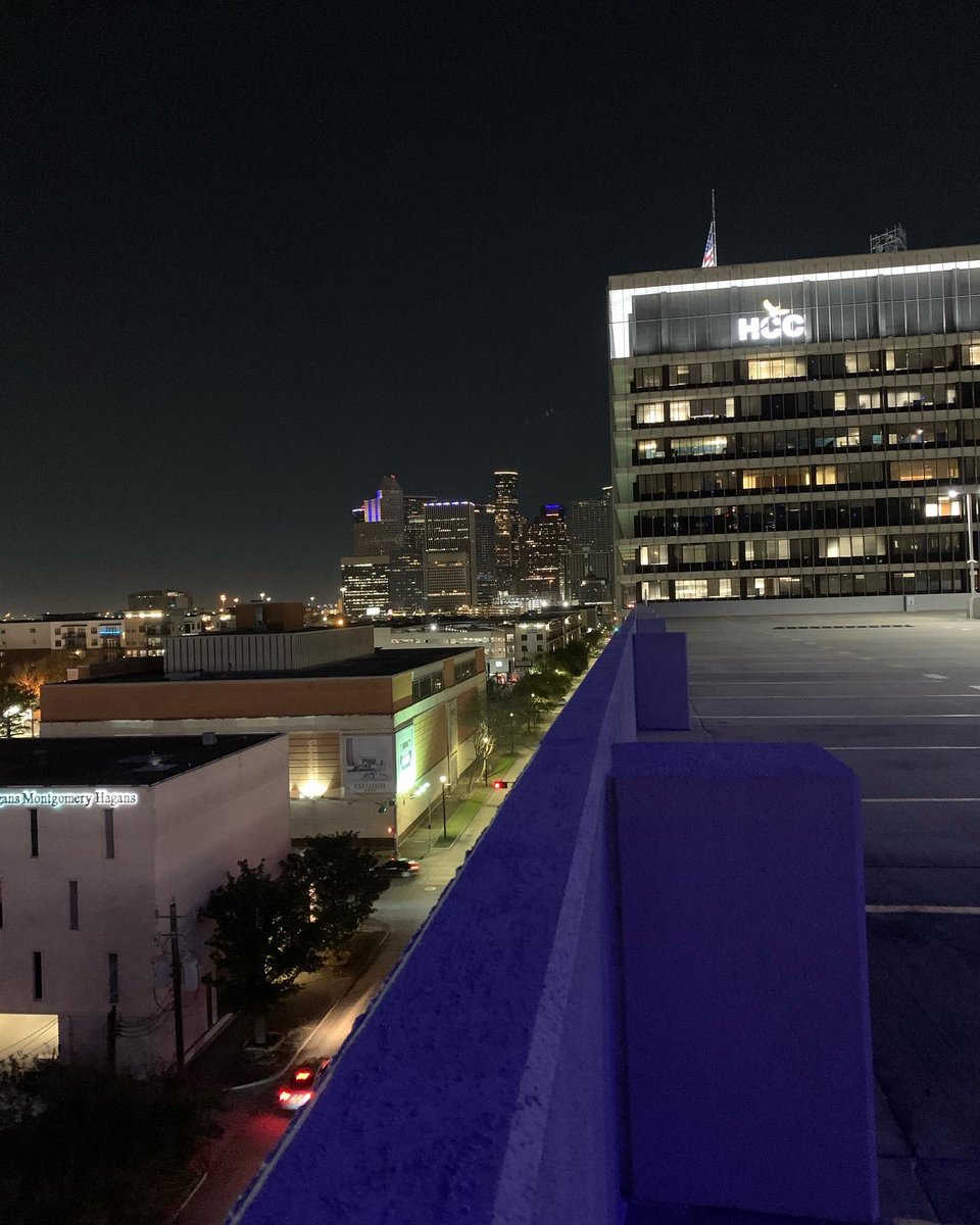 lara_jonathan's tweet photo. 🌃 https://t.co/siIKuwIXsB