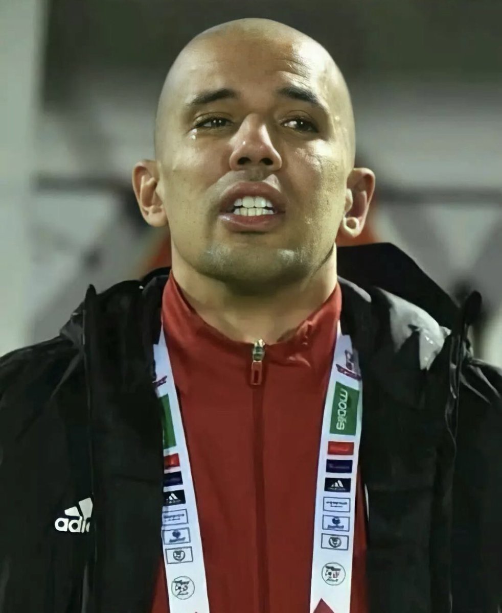 la_vagueverte's tweet photo. Ces larmes de Sofiane Feghouli qui n’a pas participé à la rencontre d’hier me font encore plus mal…c’est horrible https://t.co/jmOveGC0oG