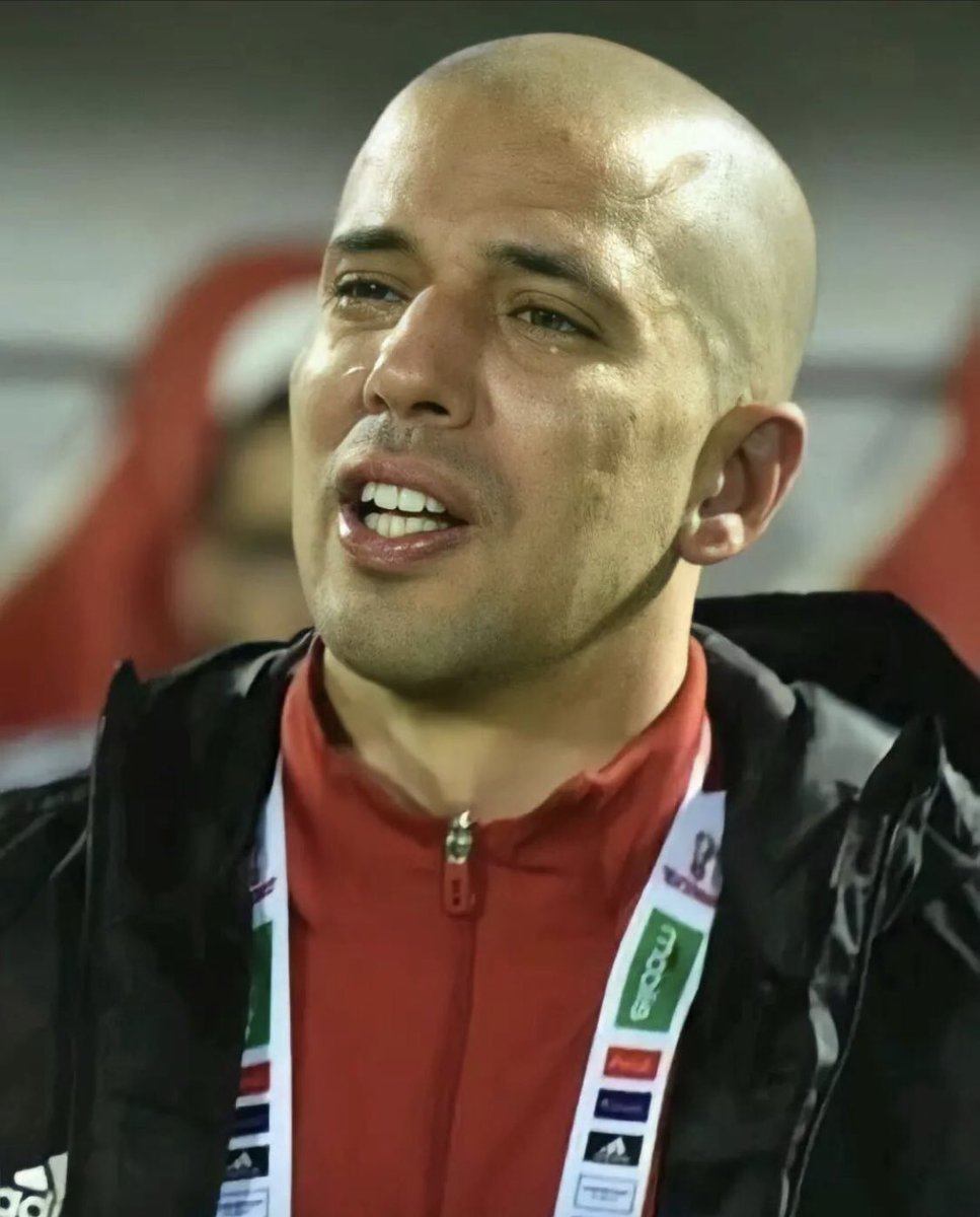 la_vagueverte's tweet photo. Ces larmes de Sofiane Feghouli qui n’a pas participé à la rencontre d’hier me font encore plus mal…c’est horrible https://t.co/jmOveGC0oG