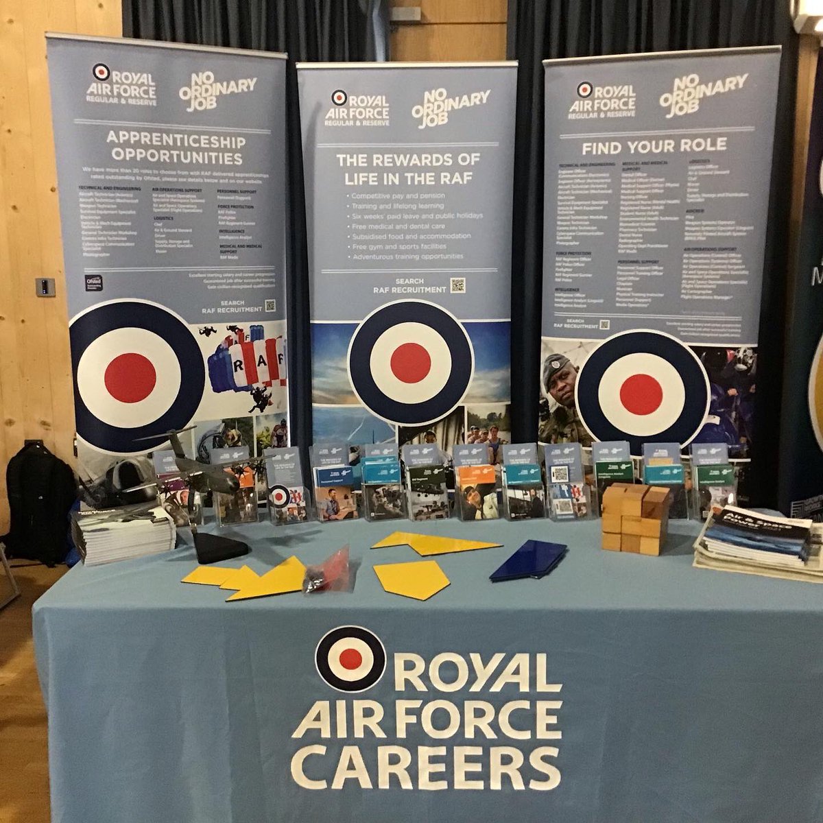 The team have arrived @NealeWade for their Careers Fair. Find your role &amp; the many opportunities within the RAF ✈️🚁🌍💯

#noordinaryjob
#raf
#rafreserves
#apprenticeship 
#nextgen