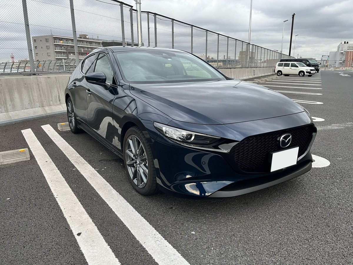 kengo__manaka's tweet photo. 仕事終わり
今日もイケメン

#mazda3
#15stouring https://t.co/Jeso0Olzqc