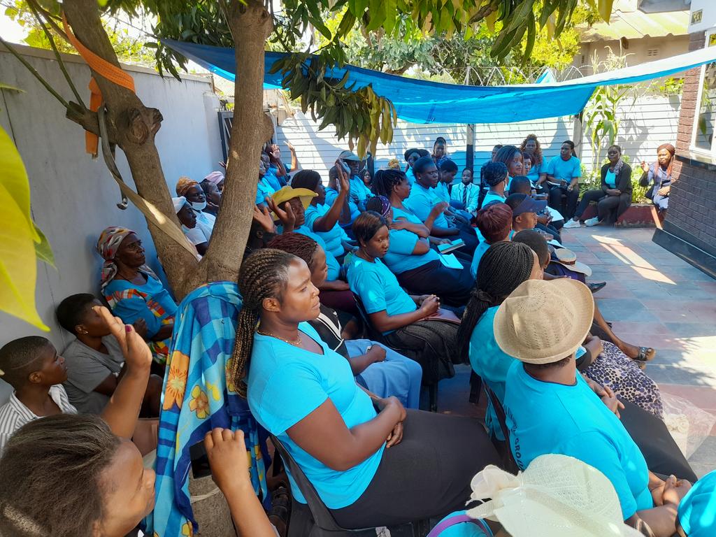 aezimbabwe's tweet photo. Pushing financial inclusion. AEZ Empowerment Interface with the women of Takunda Mukando Group in Chitungwiza and Success Microfinance Bank. #womenempoweringwomen #AEZ #Empowerment is Now! https://t.co/pbkS1z9Vzc