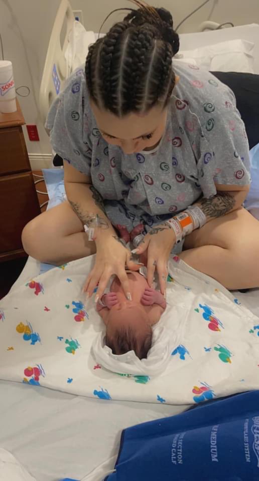 kaye42__'s tweet photo. beyond blessed this boy will be calling me mama—he is perfect. 
6lbs 6oz, 19 inches, cut out at 2:13 AM. i would do it all again for you, Ronnin Chilli Wall✨💙
#BuildingTheWalls https://t.co/P9T5kTqCUo