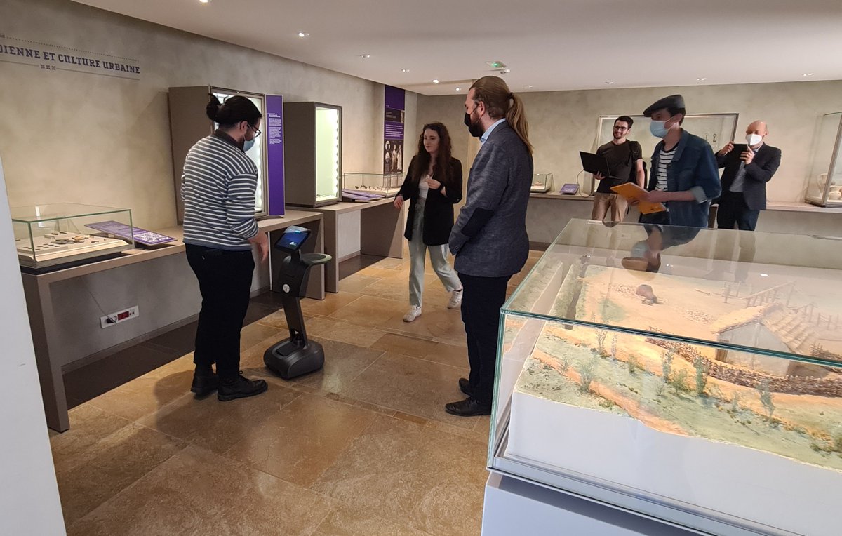 LeMansInnov's tweet photo. Ce 25 mars, nous avons organisé, avec @symbioide, la Ville du Mans et @LeMansUniv, un #atelier "Innovation &amp; Patrimoine" avec les étudiants du Master Histoire, Civilisations et Patrimoine au Musée Jean-Claude Boulard - Carré Plantagenet. 

Découvrir 👉https://t.co/Ls5f866tLh https://t.co/sdpdK85qeX