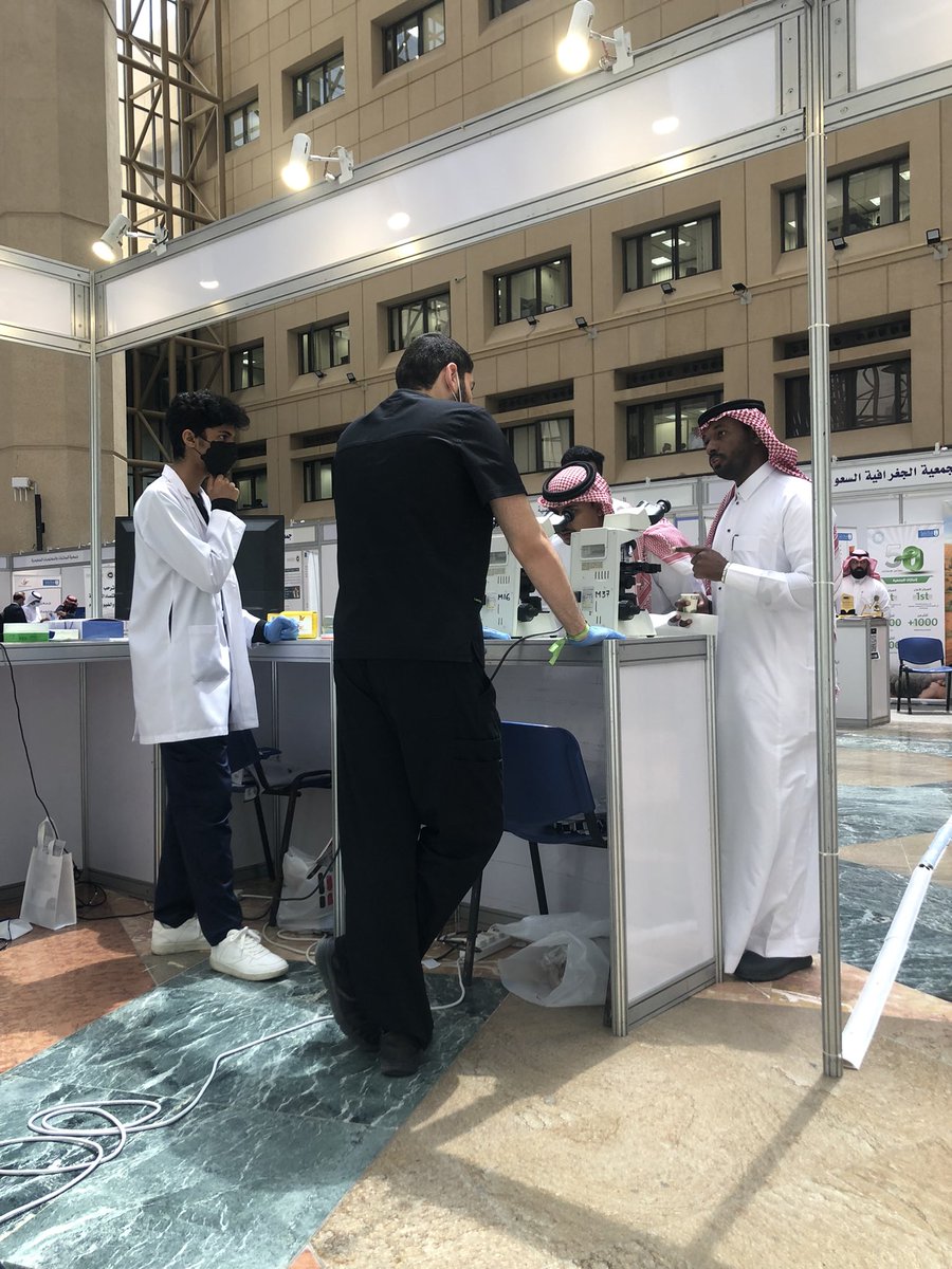 DrKAlharbi's tweet photo. اليوم الثاني من فعاليات مشاركة الجمعية @SSCLS  في #ملتقى_الجمعيات_العلمية #جامعة_الملك_سعود https://t.co/FjHVALscsq