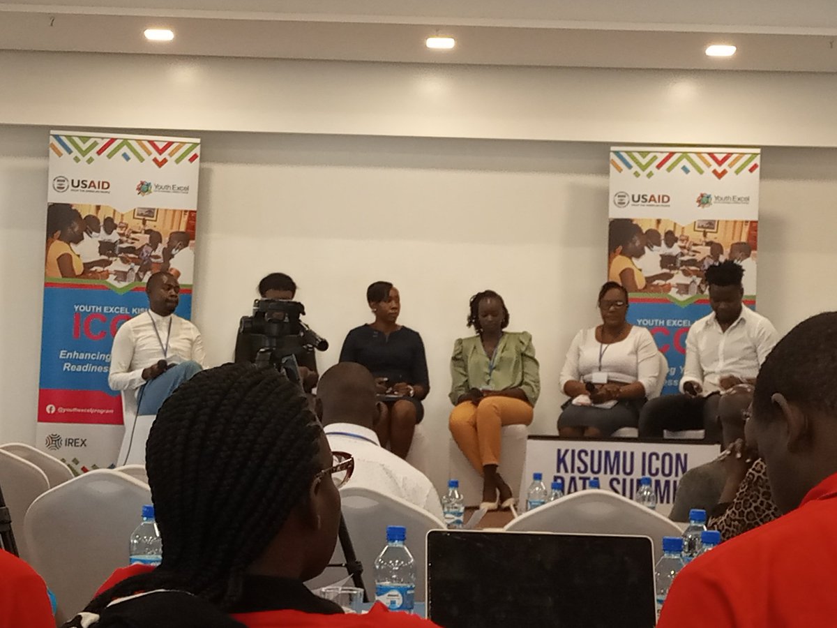shee_sitati's tweet photo. Day 2 of ehancing youth work readiness in Kisumu at the Kisumu ICON data summit 2022. #USAID
#YEDataSummit22 #LakeHub #kisumuICONke #research2change https://t.co/NkVpLAssgp