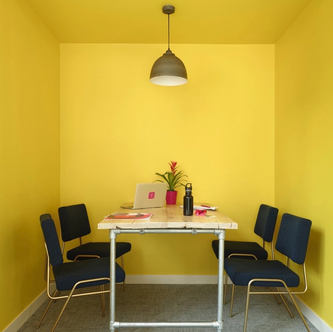 invis_group's tweet photo. Sometimes a paint brush can be all that’s needed to motivate staff and boost productivity. 

With colour trends evolving to reflect office and home working, read our blog to find out the best office colour for you: https://t.co/hxAy4sPdfD

#office #colours #paint #creativity https://t.co/pFJvSz7s9a