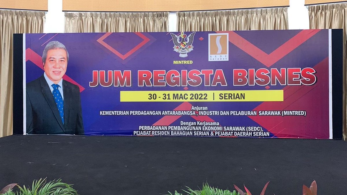 SarawakSedc's tweet photo. Our "Jum Regista" program organised in #Serian on 30-31 March received 150 participants. It's jointly organised with #Sarawak Ministry of International #Trade & Investment Dev't #MINTRED & Serian's Resident, District Office. Thank you to local entrepreneurs for their support. https://t.co/j9QVD1S7gU