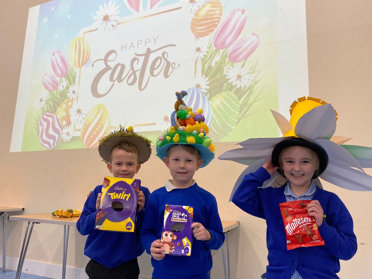 CrownWoodPS's tweet photo. We had a wonderful array of Easter bonnets and painted eggs on display in school yesterday. We loved the creativity - well done to everyone who took part. #daretodream #eggcellentwork https://t.co/njVVWwiAbg