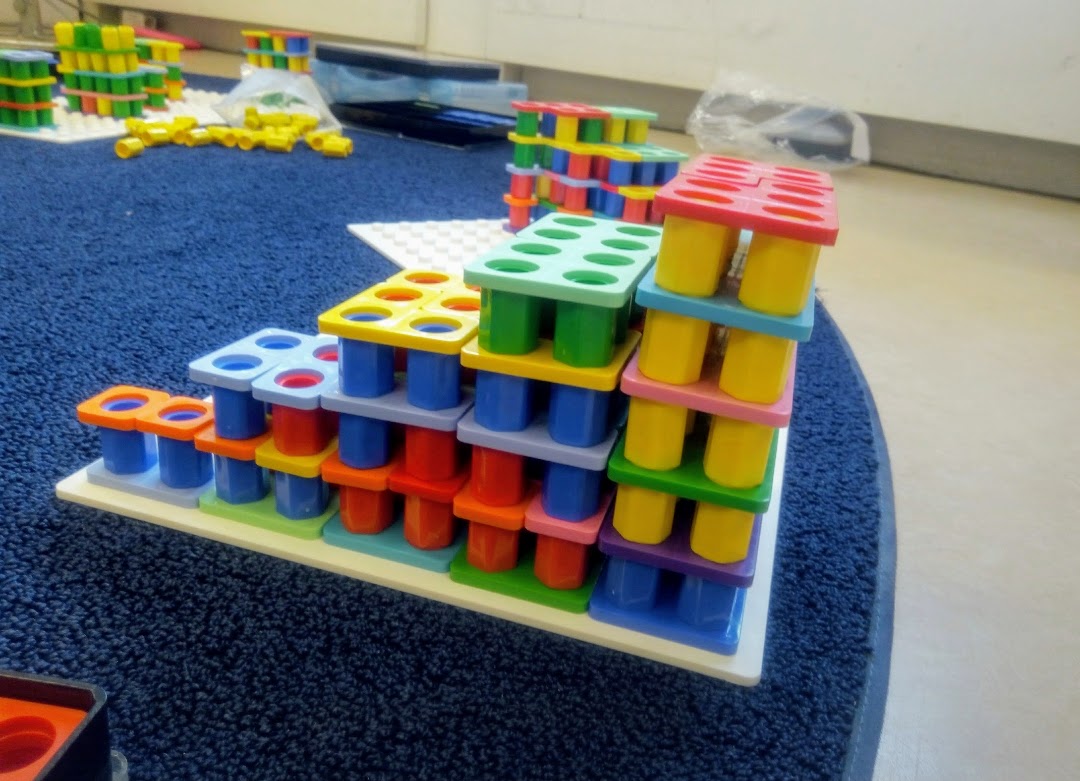 Math_Amsterdam's tweet photo. I'm seeing a lot of discussion about manipulitives usage in math teaching...  I wouldn't trade some of the discussions that came from sessions like this one for anything...

#iteachmath #mathteacher #mathsteacher #numicon https://t.co/x9vs3mfmaB