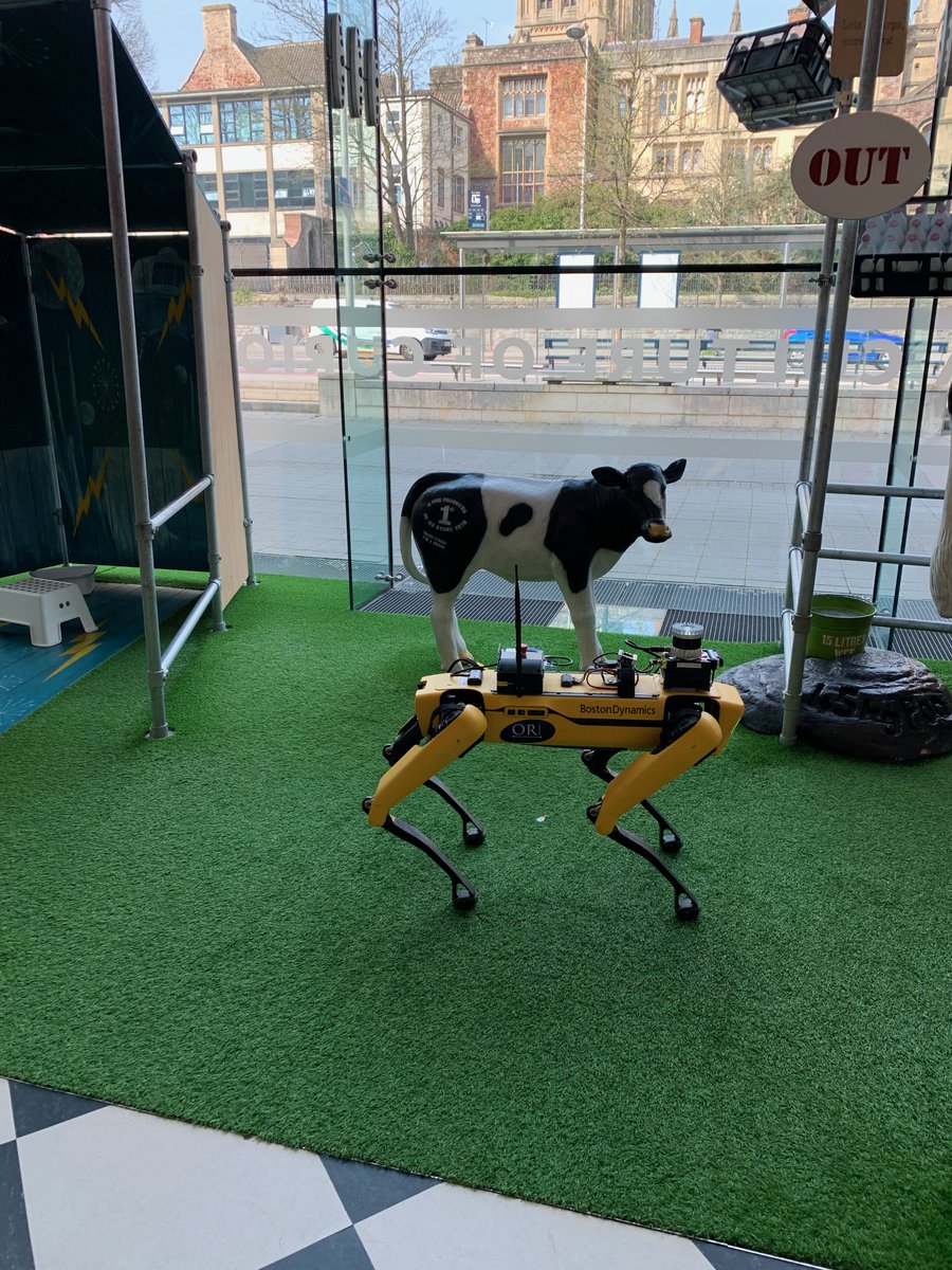 GOALS_oxford's tweet photo. We had a great time presenting our collaborative work with @dynamicrobots and @CreatecCumbria at @wethecurious_ for the closeout event for @UKRI_News #robotsforasaferworld https://t.co/w8XWF9TKqz