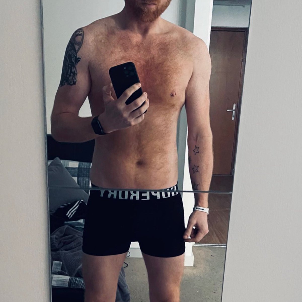 danieldonald_85's tweet photo. March has been just the best both physically and mentally 🥰

Ready for April, let’s GO! @sb_training1 💪🏻💪🏻

#2022goals #detox #physicalhealth #mentalhealth #physicalgoals #happyginger #igothis https://t.co/qzNLIyDyj2