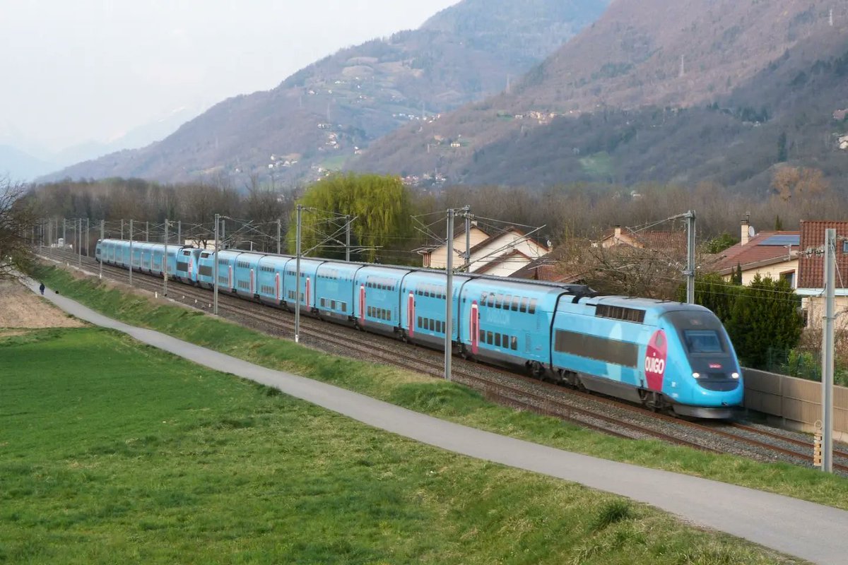fantransport's tweet photo. Le #Ouigo des neiges -  Saison 2.
Rétrospective photos de cette saison hivernale 2021-2022 (du 16/12 au 28/03).
#tgvouigo #tgvdasye https://t.co/qMMAhk9n4u
