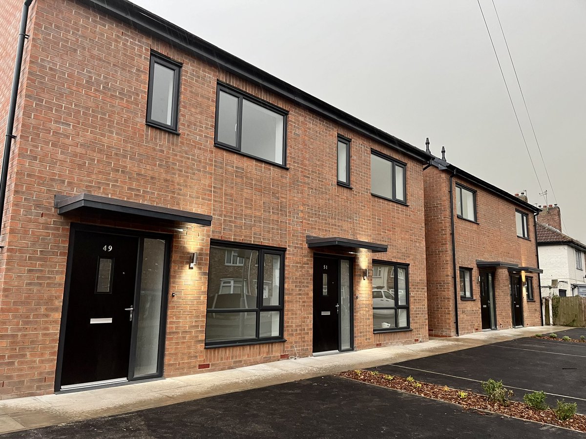 conniesdev's tweet photo. Handover day at Denford Road, Liverpool! Residents will be moving in this afternoon. https://t.co/LZA6cBSZ5x