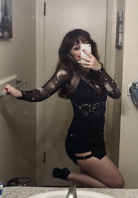 JazzBalz's tweet photo. I'ma have my cake and fucking eat you too https://t.co/iNXzpougWD