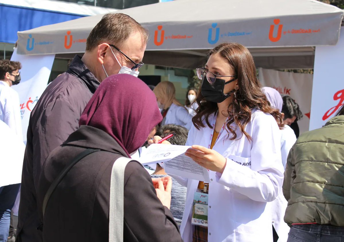 MarmaraGencyyd's tweet photo. "İyilik İçin Sağlık" dedik ve Genç Yeryüzü Doktorları olarak "Sağlık Sokağı" etkinliğimizi gerçekleştirdik! 🩺

Etkinliğimize katılan ve emek veren herkese teşekkürler. Sonraki etkinliklerde görüşmek üzere 🤗 https://t.co/RaqRzNHULX