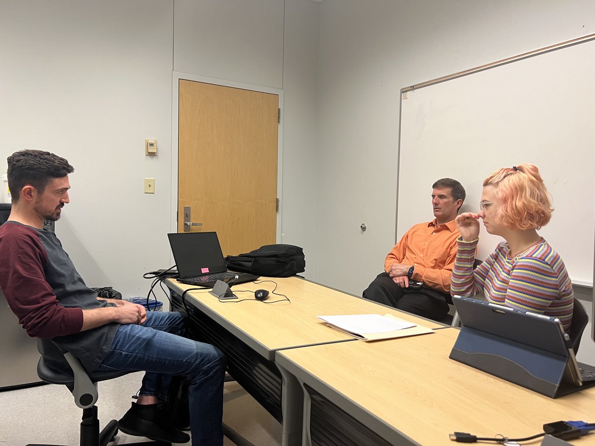 EjaeEpics's tweet photo. Post spring break updates with Prof Oakes! @EjaeEpics @EPICSPurdue https://t.co/P6CYrqoIh6