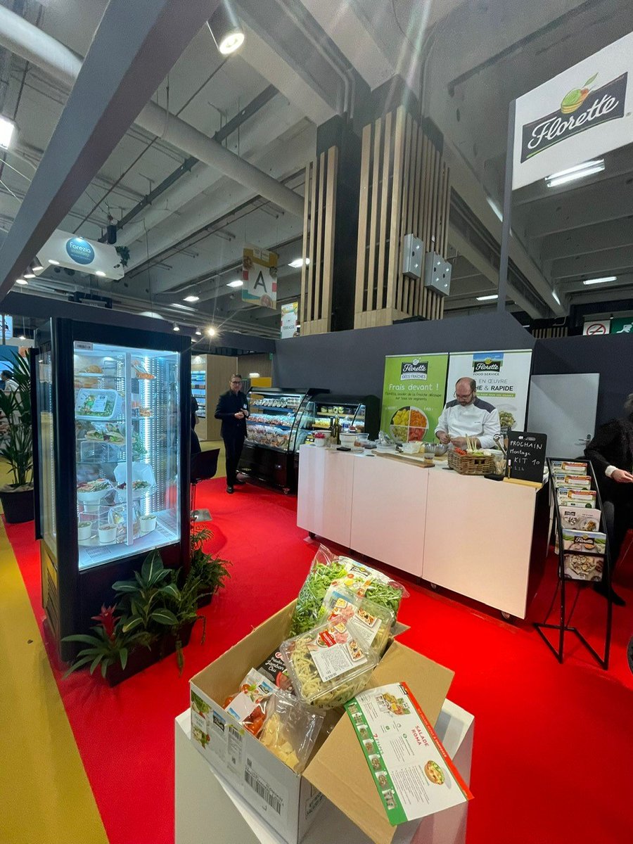 FloretteFS_fr's tweet photo. Retrouvez nous sur notre stand B25 - Hall 7.1 du @sandwichshows pour découvrir nos nouvelles solutions végétales : Kit 10 salades repas, pickles de légumes, légumineuses et légumes prêts à l'emploi... https://t.co/j0mf6Ubn1c