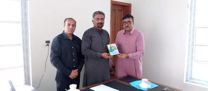 shoukat1970's tweet photo. Presented Hamdam Foundation Award to Team Leader SRSO Dr. Ghulam Rasool Samejo Muhammad Ismail Kumbhar Sardar Mohammed Iqbal Bhatti Masood Lohar Ali Mohammad Soomro Javed Iqbal https://t.co/vLNY59weJN