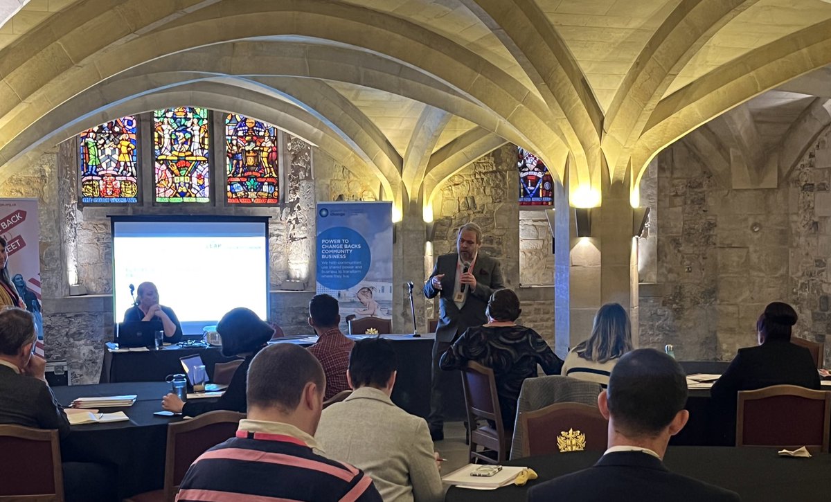 wearenewlocal's tweet image. Day 2 of #StrongerThings is underway with some brilliant breakouts from our partners in-person & online.
Pictured is the @peoplesbiz discussion on taking back high streets.