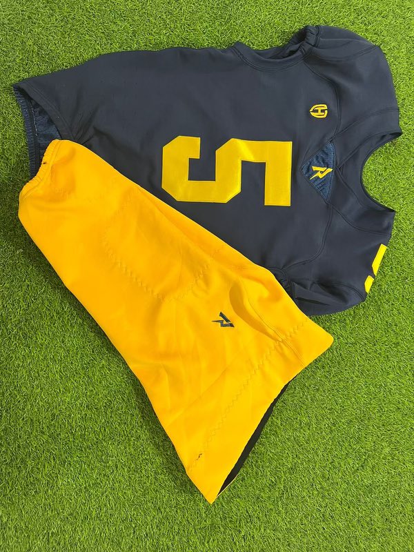 Carl White tweet media