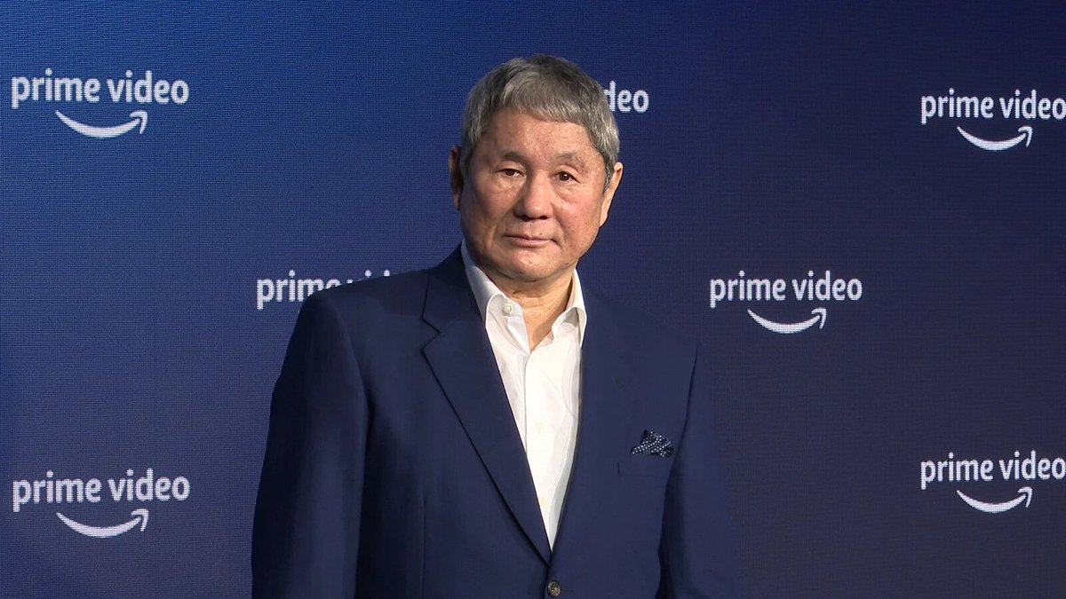 cineasia_online's tweet photo. Paren las rotativas: en la presentación de Prime Video Japón ha aparecido Takeshi Kitano... para anunciar que vuelve a su castillo lleno de trampas.

Un nuevo "Humor amarillo" llegará a la plataforma en 2023 🏯 https://t.co/qFa5CxZpjc