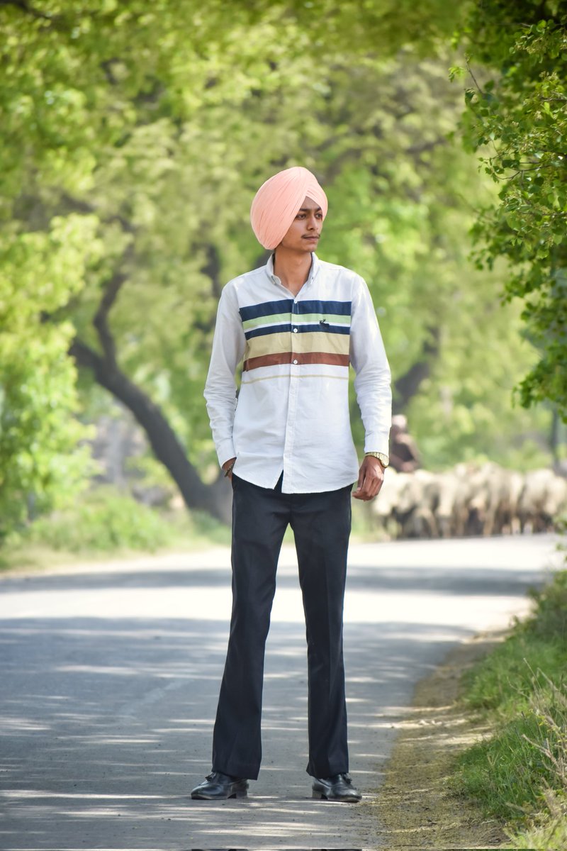 thisisharpreeet's tweet photo. ਇੱਕ ਗੱਲ ਦਾ ਧਿਆਨ ਰੱਖੀ ਸੱਜਣਾ ਹੱਸ-ਮੁੱਖ ਜ਼ਰੂਰ ਆ ਪਰ ਵਾਧੂ ਨੀ
~~⚠️🙌 https://t.co/J67I3RUx2F