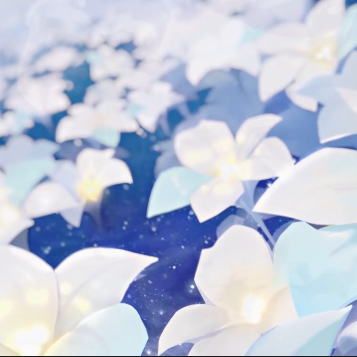 euphemians's tweet photo. //archon quest spoilers
//genshin 2.6 spoilers

the flower in lumine's hair is officially called an "inteyvat." it is the national flower of khaenri'ah. https://t.co/mw5aGuzA2z