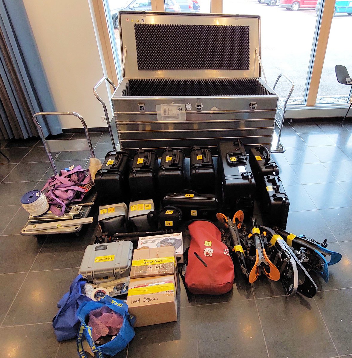 SLFSnowHydro tweet media