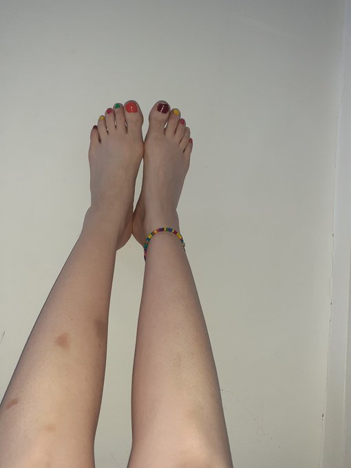 Guys buy my feet pic x https://t.co/XtFI0eEQJ3<a href="/tag/notfuckingstupid"class="tags"><span>#notfuckingstupid</span></a>