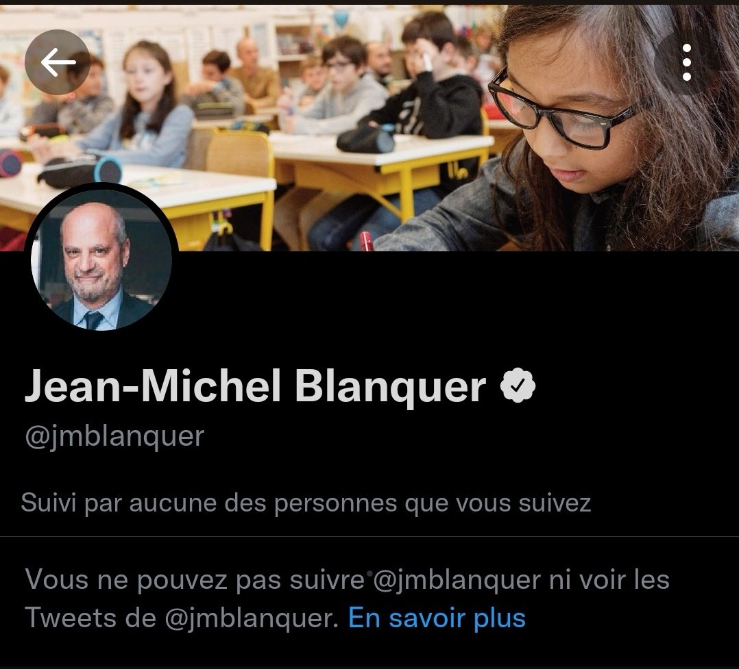 93Fsu's tweet photo. @jmblanquer bloque la #FSU93 ! Il nous empêche de suivre les informations officielles qui passent par son compte !
Pendant, ce temps sa bannière Twitter passe de l'#École au #football.
Un petit Tweet sur la finale de la #liguedeschampions ? https://t.co/Pf12ZhgDSm