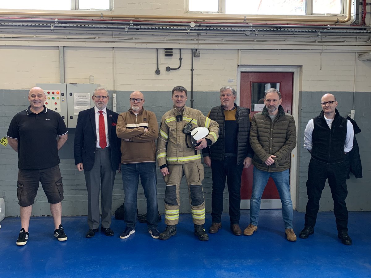 LFB Barking & Dagenham tweet media