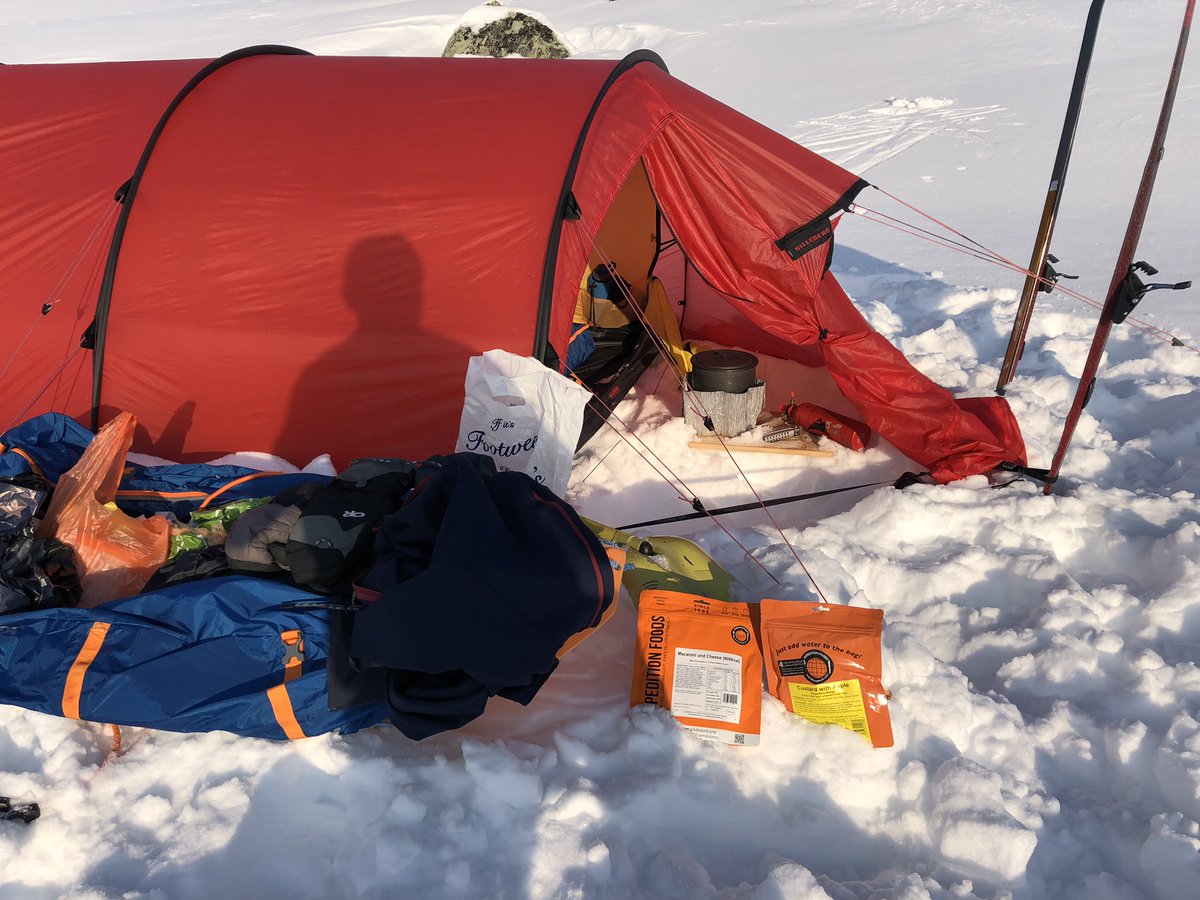 ExpeditionFoods's tweet photo. Charles and friends complete a crossing of the Hardangervidda mountain plateau in Norway – where Amundsen trained for the South Pole and where the Telemark Heroes undertook their daring deeds in WW2.
#hardangervidda #arctic #arcticexpedition #norway #pulk #southpole https://t.co/JSMxuqv7sk