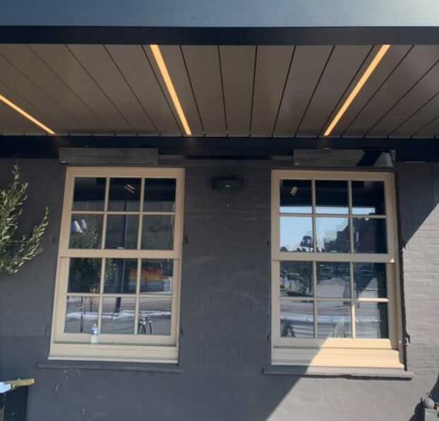 BURDA_WTG's tweet photo. BURDA RELAX GLASS MULTI 3KW in schwarz auf einer Restaurantterrasse.

BURDA RELAX GLASS MULTI 3KW in black on a restaurant terrace.

Thank you @insta_holstra for the picture.

#restaurantdesign #restaurantlife #restaurant #restaurantterrasse #restaurantterrace #gastronomie stro https://t.co/mkr8z1P63c